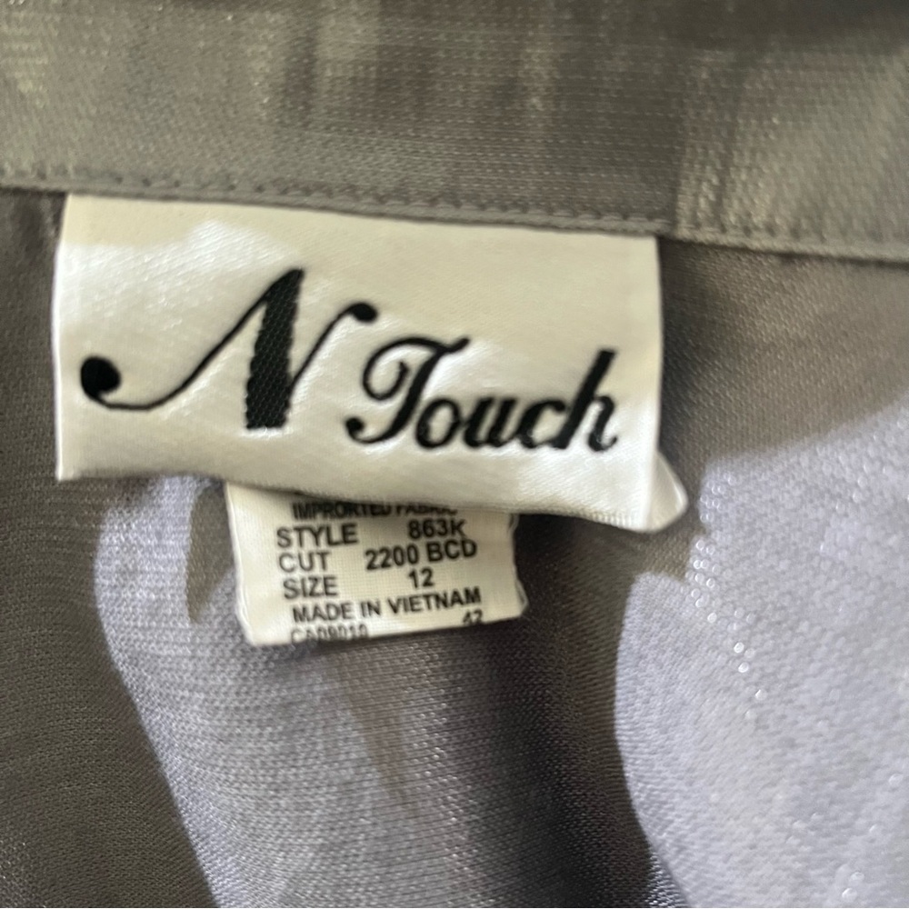 New N Touch Shiny Silver-Grey Snap-Closure Jacket Size 12 - Picture 6 of 7